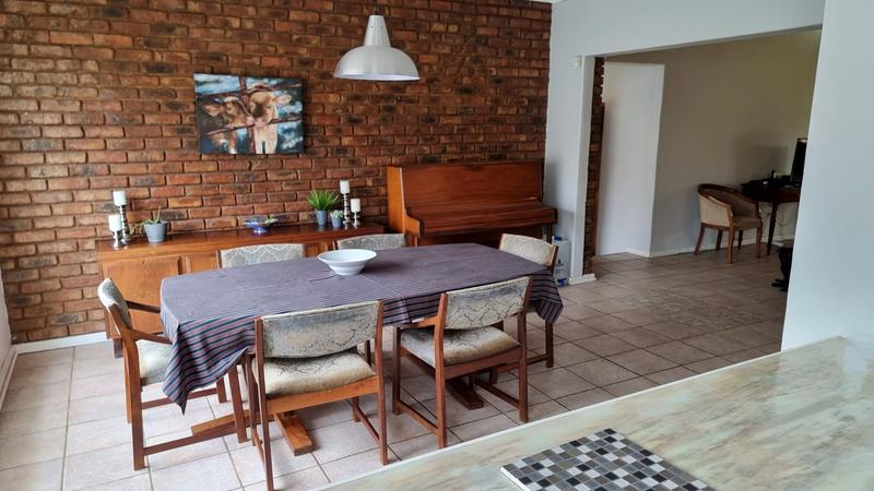 5 Bedroom Property for Sale in Ballito Central KwaZulu-Natal