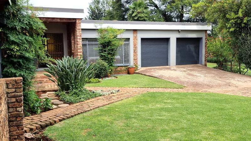 5 Bedroom Property for Sale in Ballito Central KwaZulu-Natal