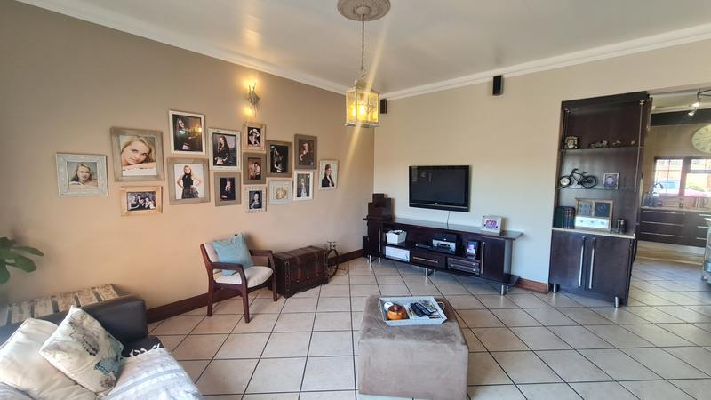 4 Bedroom Property for Sale in Jozini Rural KwaZulu-Natal