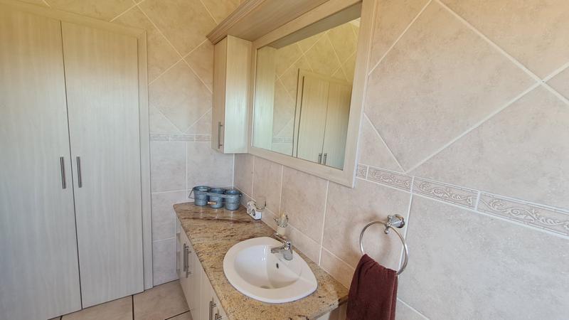 4 Bedroom Property for Sale in Jozini Rural KwaZulu-Natal