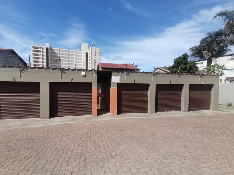 To Let 2 Bedroom Property for Rent in Margate KwaZulu-Natal