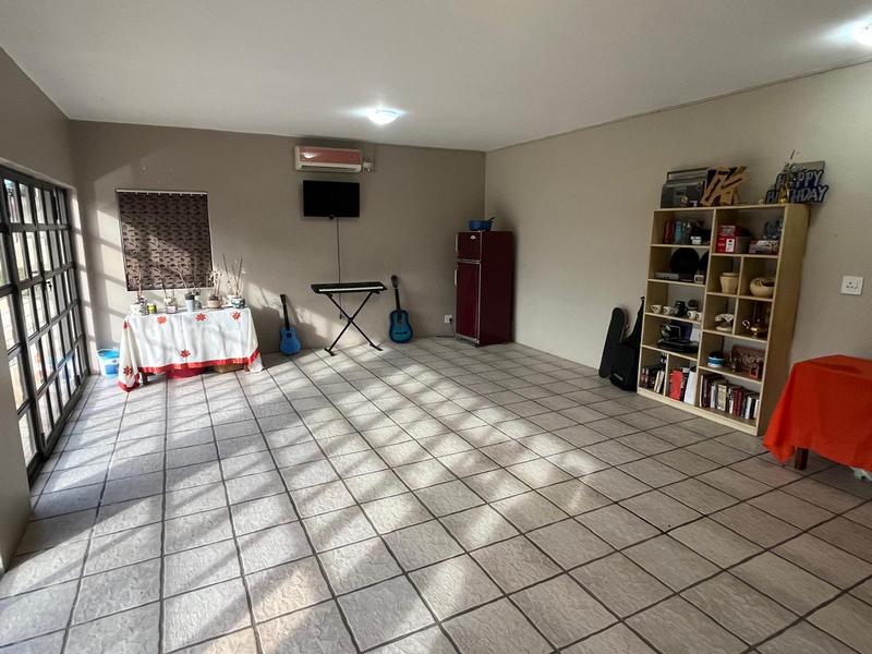 3 Bedroom Property for Sale in Northdene KwaZulu-Natal