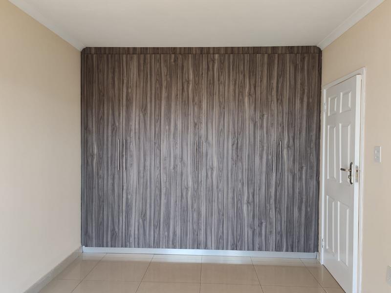 To Let 3 Bedroom Property for Rent in Newlands East KwaZulu-Natal
