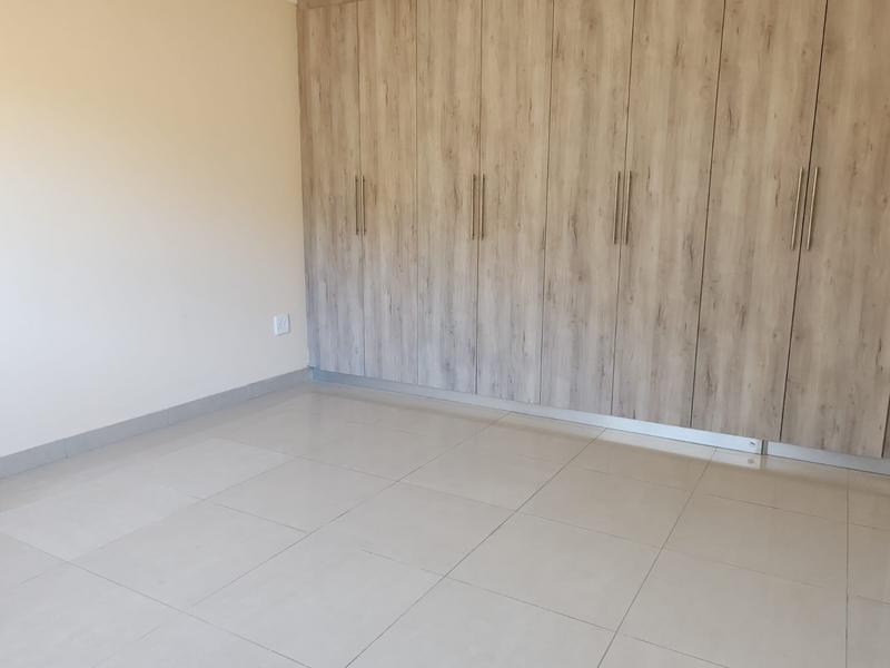To Let 3 Bedroom Property for Rent in Newlands East KwaZulu-Natal
