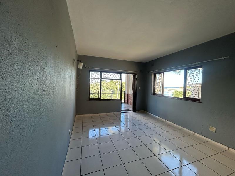 2 Bedroom Property for Sale in Margate KwaZulu-Natal