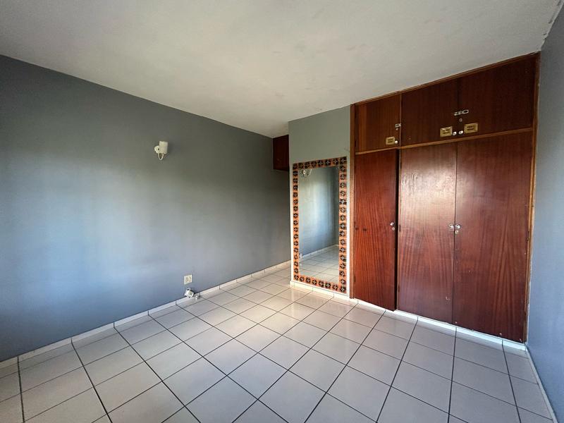 2 Bedroom Property for Sale in Margate KwaZulu-Natal