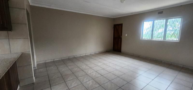 2 Bedroom Property for Sale in Umkomaas KwaZulu-Natal