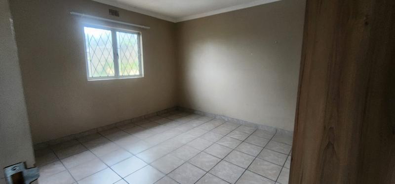 2 Bedroom Property for Sale in Umkomaas KwaZulu-Natal
