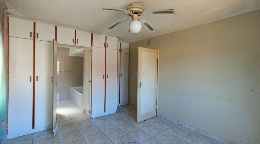 3 Bedroom Property for Sale in Amanzimtoti KwaZulu-Natal