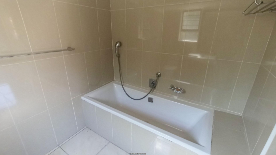 3 Bedroom Property for Sale in Amanzimtoti KwaZulu-Natal