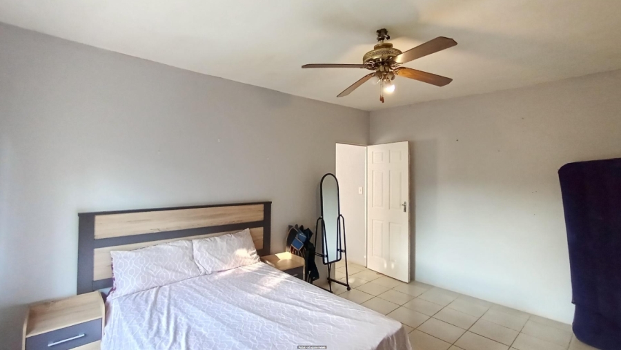 3 Bedroom Property for Sale in Amanzimtoti KwaZulu-Natal