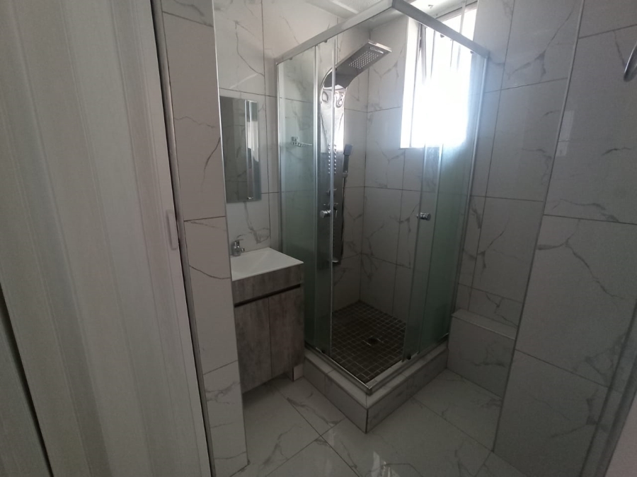 To Let 2 Bedroom Property for Rent in Warner Beach KwaZulu-Natal