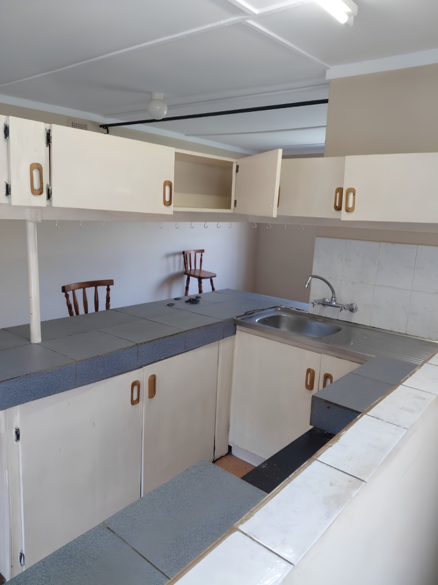 1 Bedroom Property for Sale in Prestbury KwaZulu-Natal