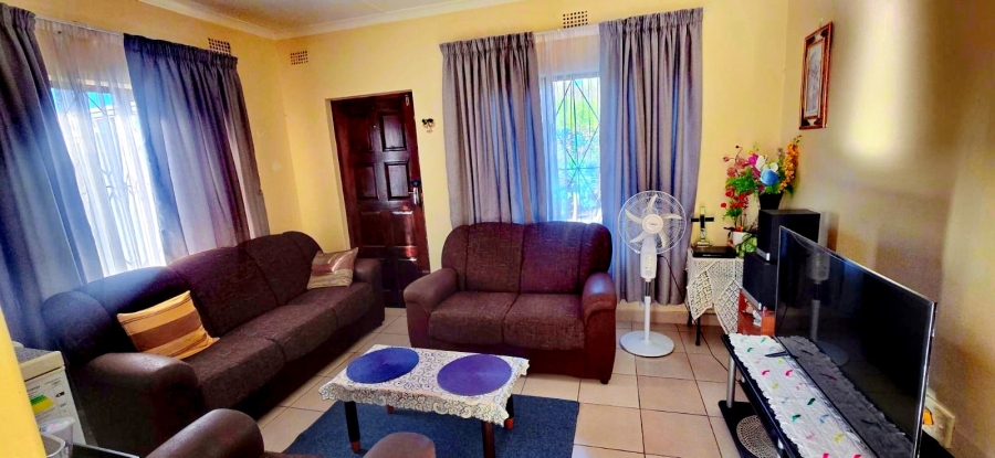 2 Bedroom Property for Sale in Kwadukuza KwaZulu-Natal
