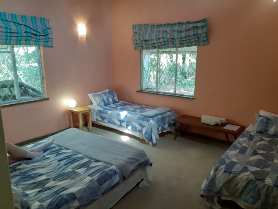 6 Bedroom Property for Sale in Kloof KwaZulu-Natal