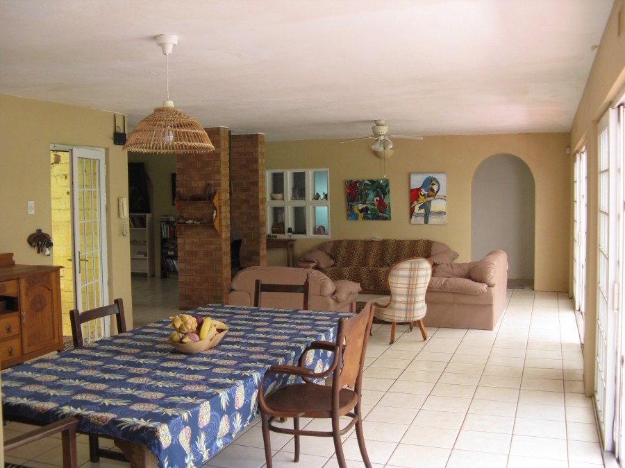 6 Bedroom Property for Sale in Kloof KwaZulu-Natal