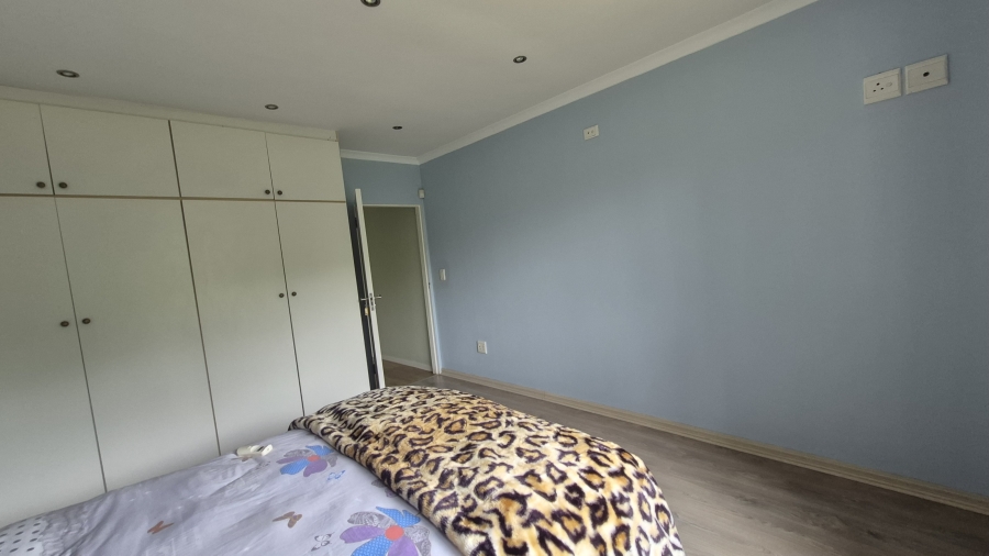 3 Bedroom Property for Sale in Dawncliffe KwaZulu-Natal