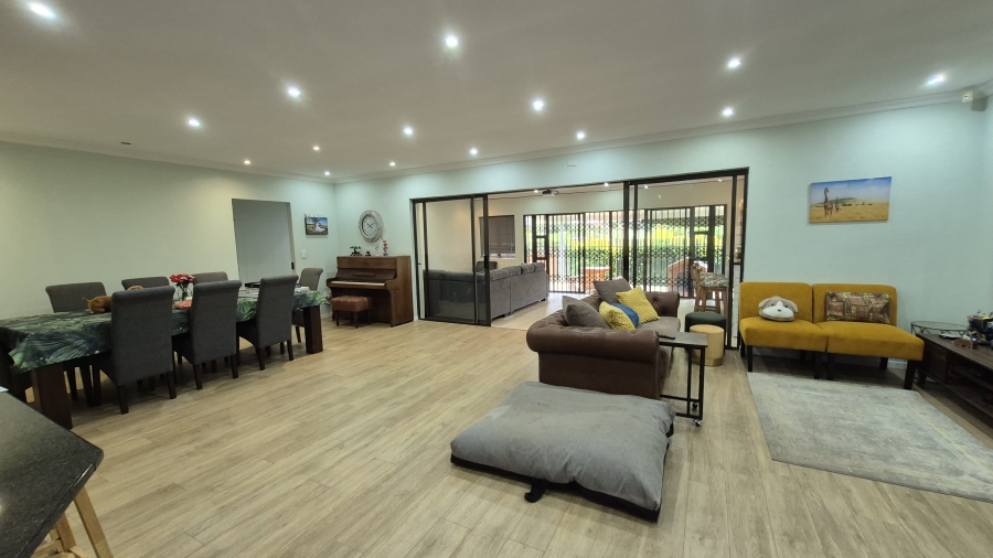 3 Bedroom Property for Sale in Dawncliffe KwaZulu-Natal