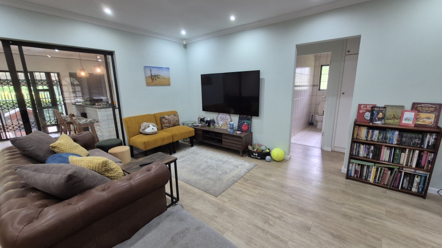 3 Bedroom Property for Sale in Dawncliffe KwaZulu-Natal