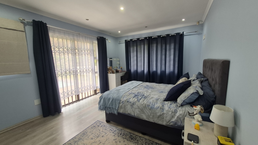 3 Bedroom Property for Sale in Dawncliffe KwaZulu-Natal