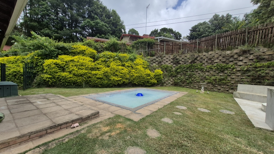 3 Bedroom Property for Sale in Dawncliffe KwaZulu-Natal