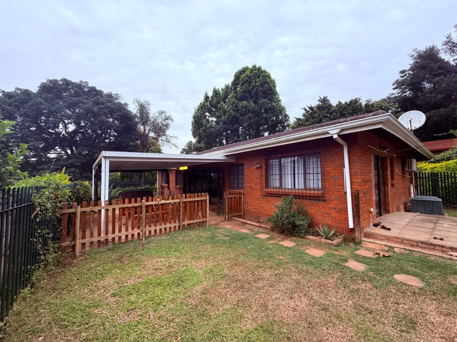 3 Bedroom Property for Sale in Dawncliffe KwaZulu-Natal