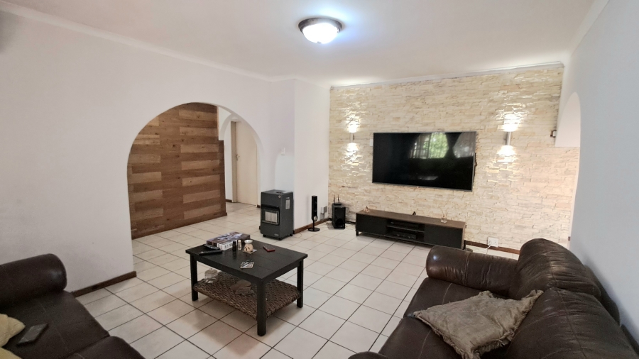 3 Bedroom Property for Sale in Northdene KwaZulu-Natal