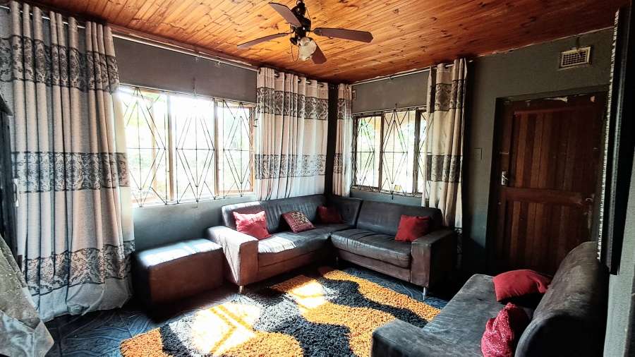 3 Bedroom Property for Sale in Savannah Park KwaZulu-Natal