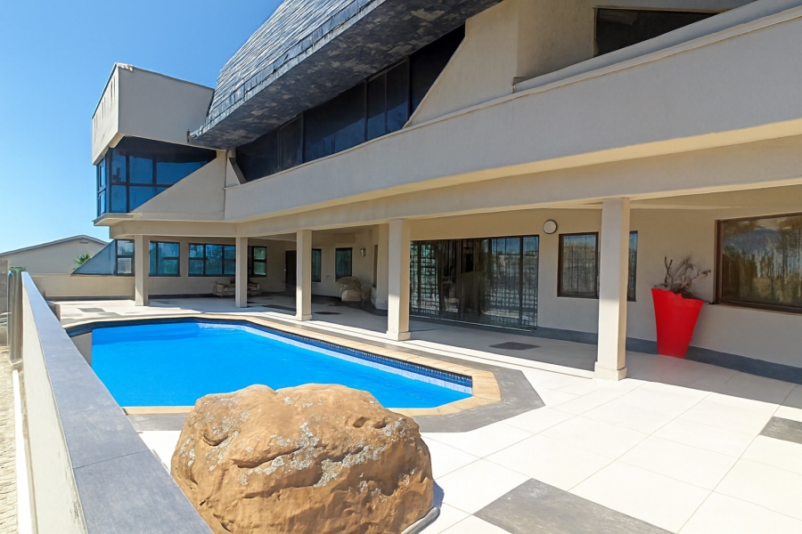 8 Bedroom Property for Sale in Isipingo Hills KwaZulu-Natal