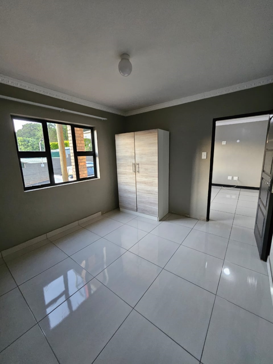 To Let 2 Bedroom Property for Rent in Park Hill KwaZulu-Natal