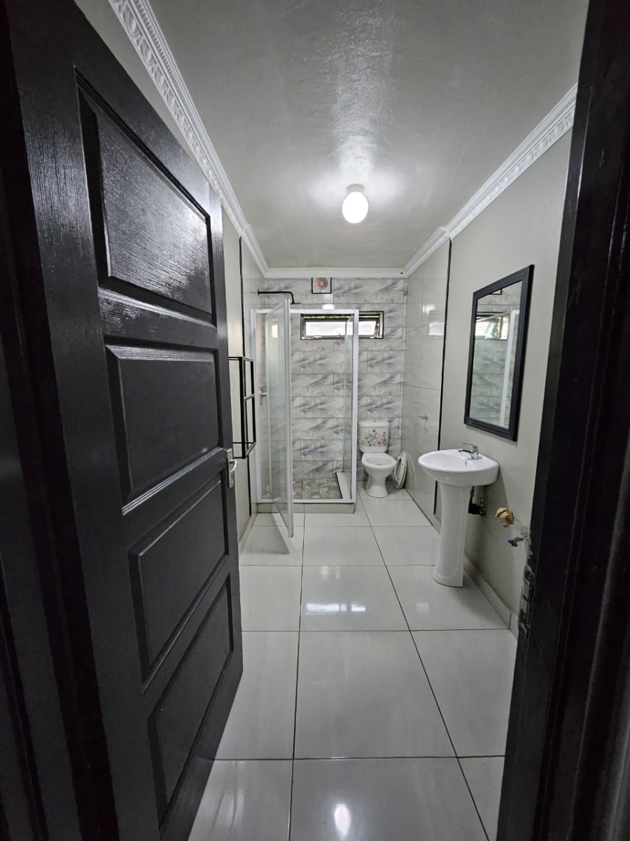 To Let 2 Bedroom Property for Rent in Park Hill KwaZulu-Natal