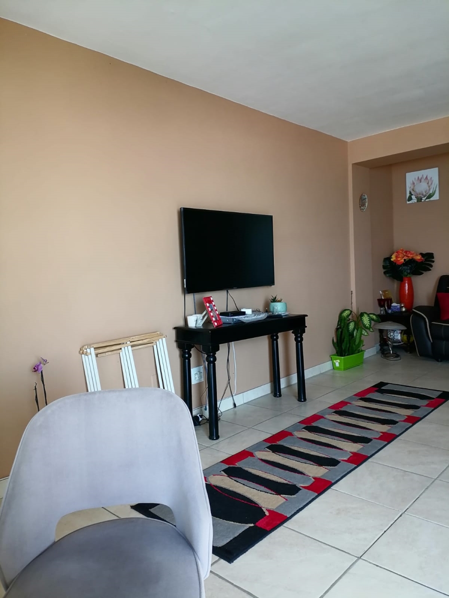 2 Bedroom Property for Sale in Amanzimtoti KwaZulu-Natal