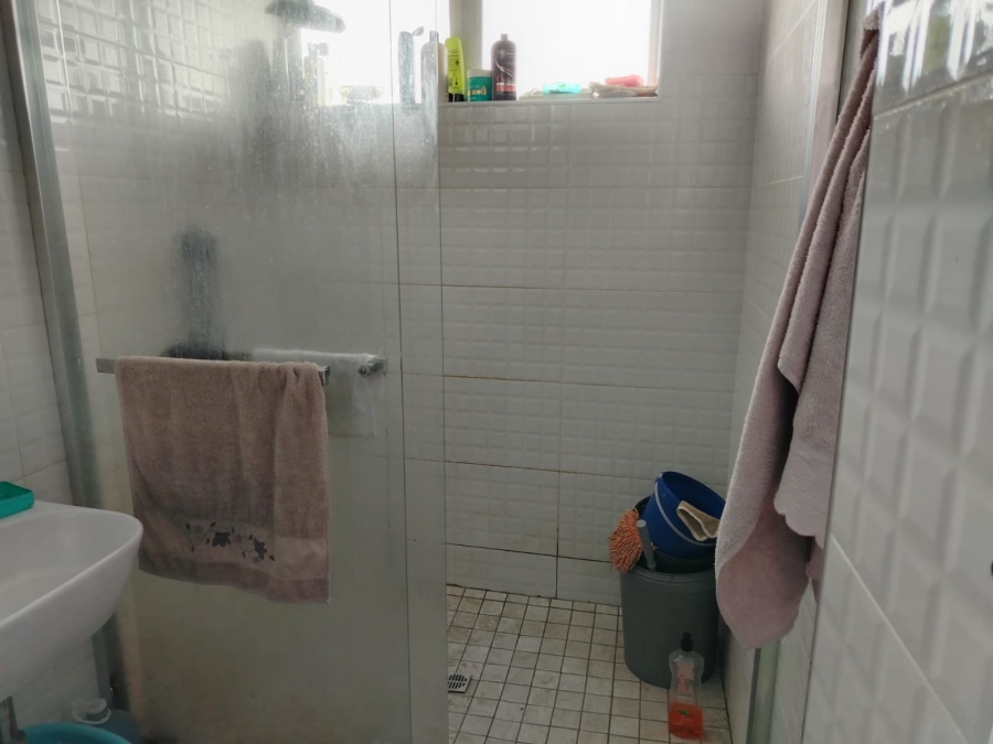 2 Bedroom Property for Sale in Amanzimtoti KwaZulu-Natal