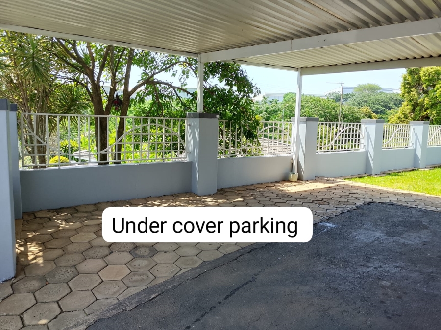 To Let 3 Bedroom Property for Rent in Avoca KwaZulu-Natal