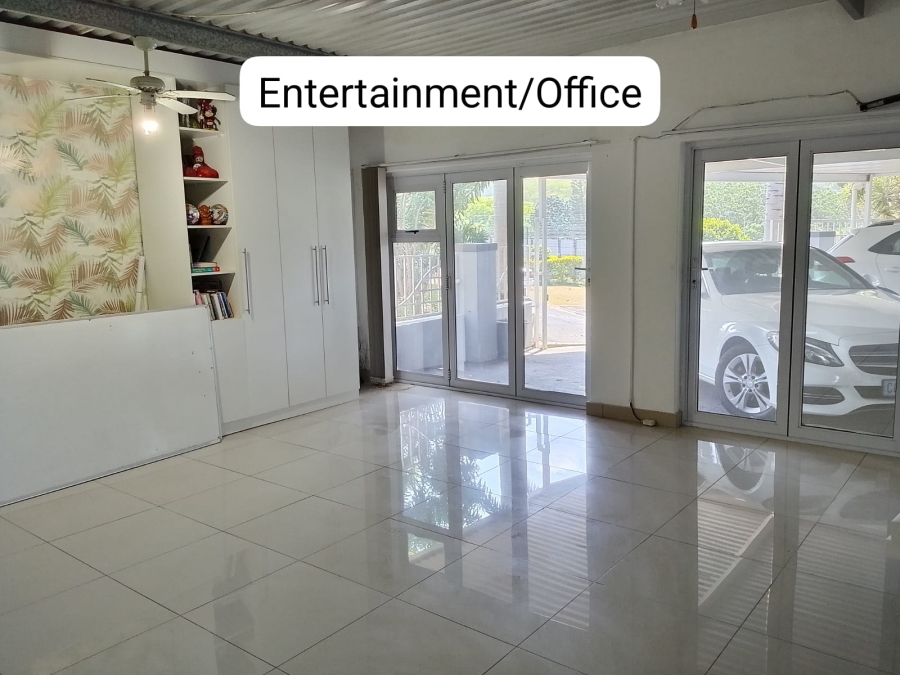 To Let 3 Bedroom Property for Rent in Avoca KwaZulu-Natal