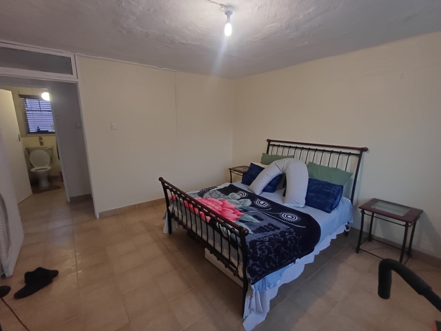 2 Bedroom Property for Sale in Stonebridge KwaZulu-Natal