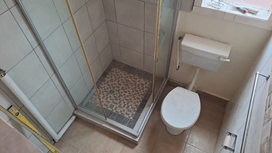 2 Bedroom Property for Sale in Stonebridge KwaZulu-Natal