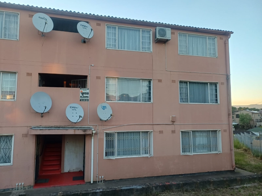 2 Bedroom Property for Sale in Stonebridge KwaZulu-Natal