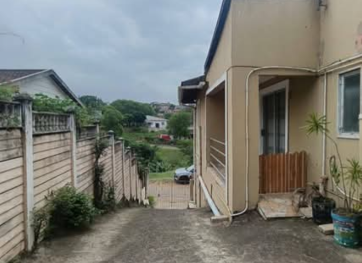 4 Bedroom Property for Sale in Whetstone KwaZulu-Natal