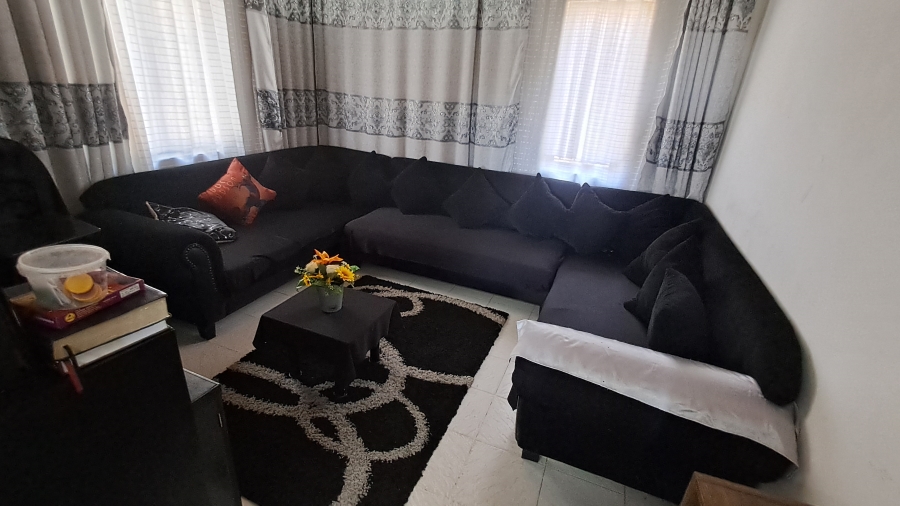 3 Bedroom Property for Sale in Savannah Park KwaZulu-Natal