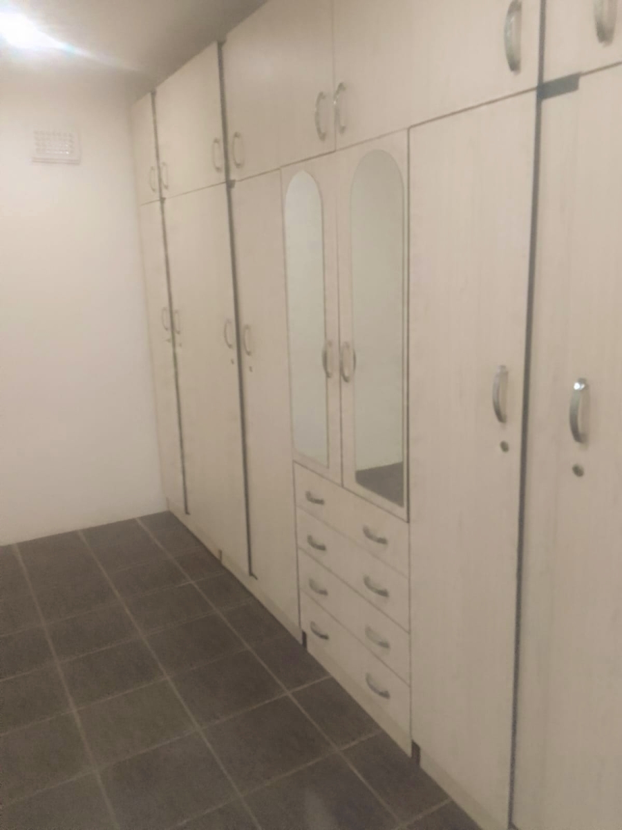 1 Bedroom Property for Sale in Sunford KwaZulu-Natal