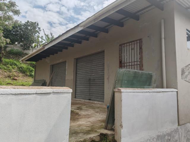 3 Bedroom Property for Sale in Chatsworth Central KwaZulu-Natal