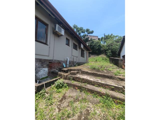 4 Bedroom Property for Sale in Durban North KwaZulu-Natal