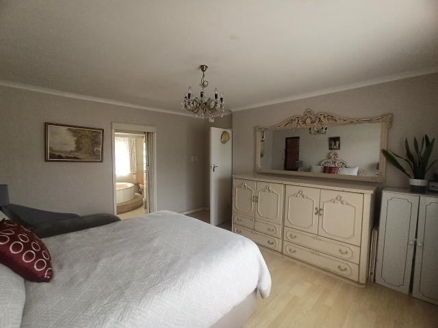 6 Bedroom Property for Sale in Umhlatuzana KwaZulu-Natal