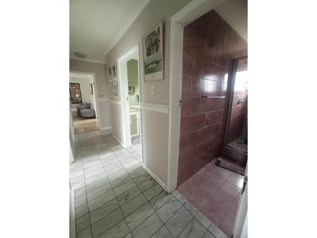 6 Bedroom Property for Sale in Umhlatuzana KwaZulu-Natal