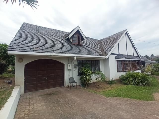 6 Bedroom Property for Sale in Umhlatuzana KwaZulu-Natal