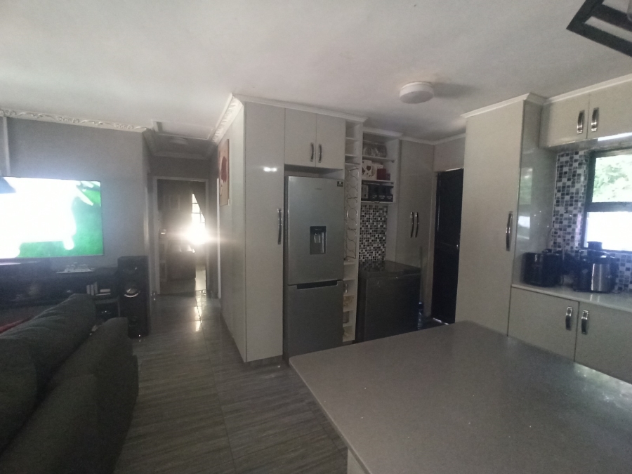 3 Bedroom Property for Sale in Shulton Park KwaZulu-Natal