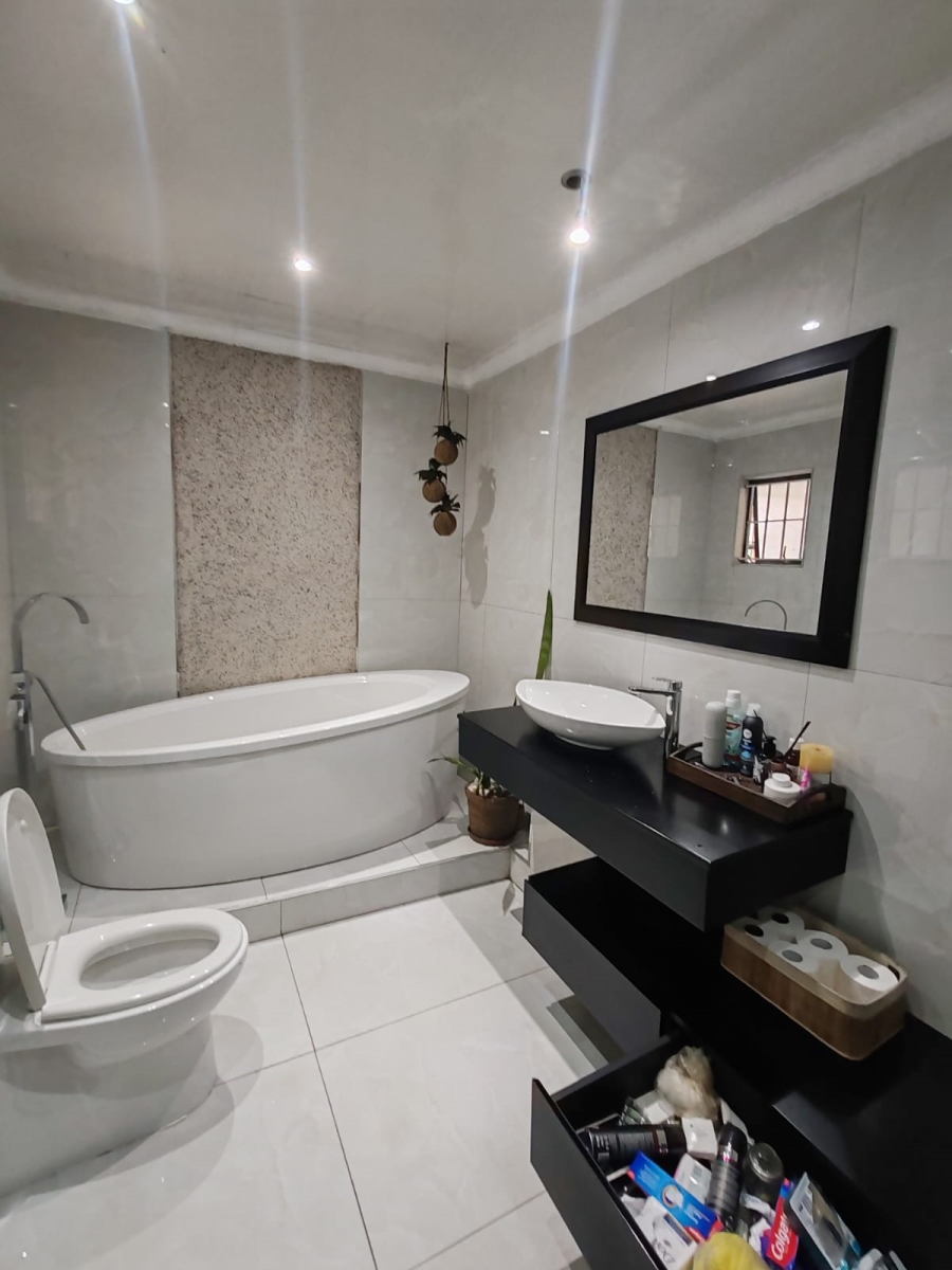 3 Bedroom Property for Sale in Moseley Park KwaZulu-Natal