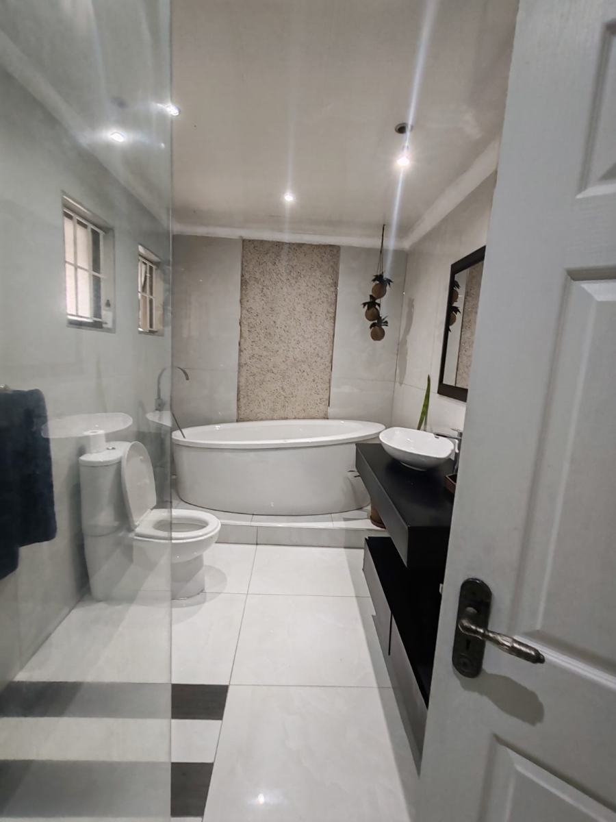 3 Bedroom Property for Sale in Moseley Park KwaZulu-Natal