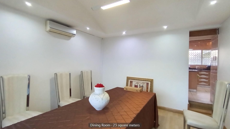 4 Bedroom Property for Sale in Moseley KwaZulu-Natal